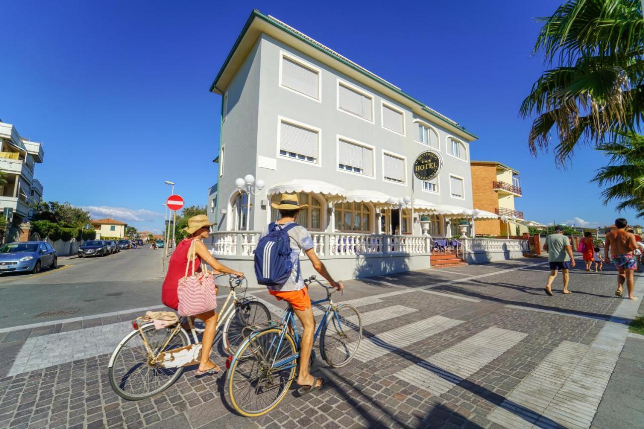 Hotel Il Settebello Marina di Cecina Esterno foto