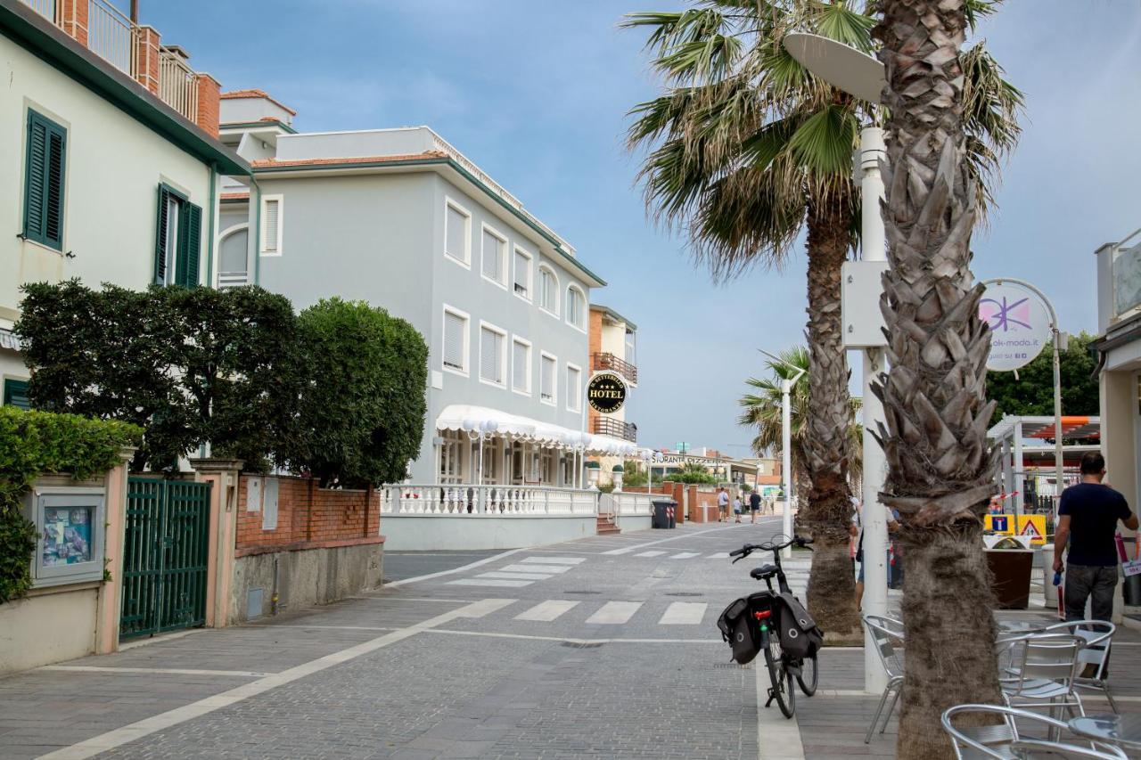 Hotel Il Settebello Marina di Cecina Esterno foto