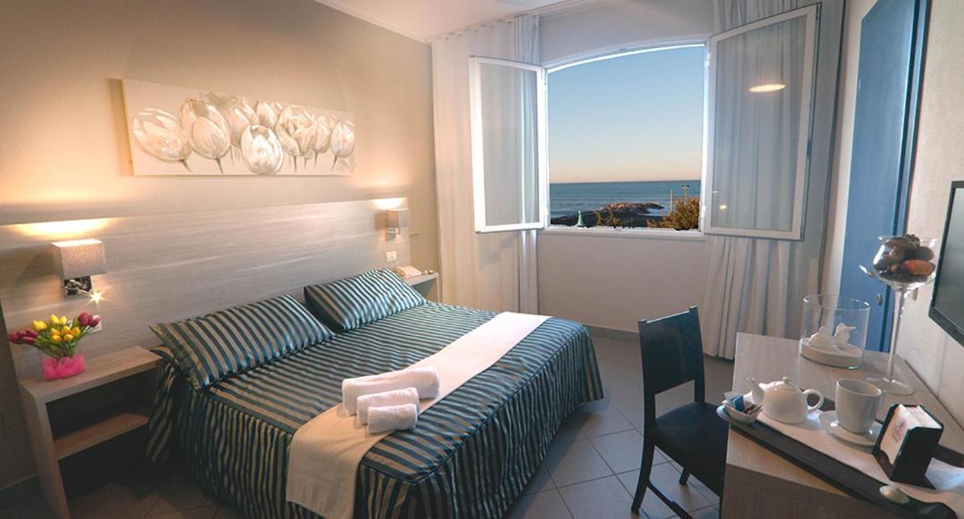 Hotel Il Settebello Marina di Cecina Esterno foto