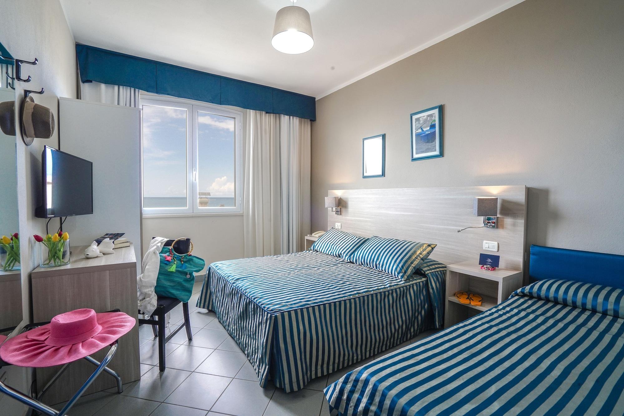 Hotel Il Settebello Marina di Cecina Esterno foto