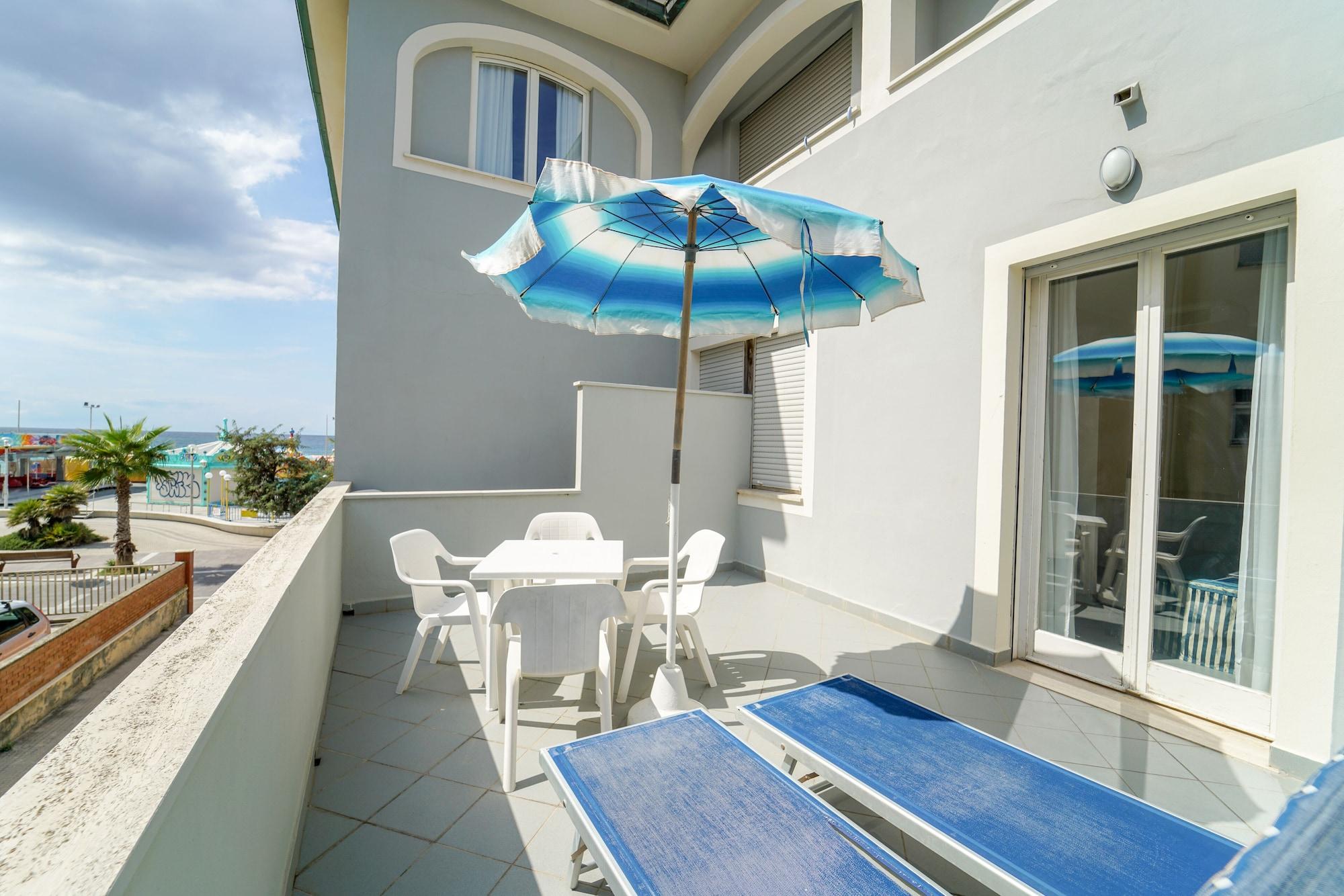 Hotel Il Settebello Marina di Cecina Esterno foto